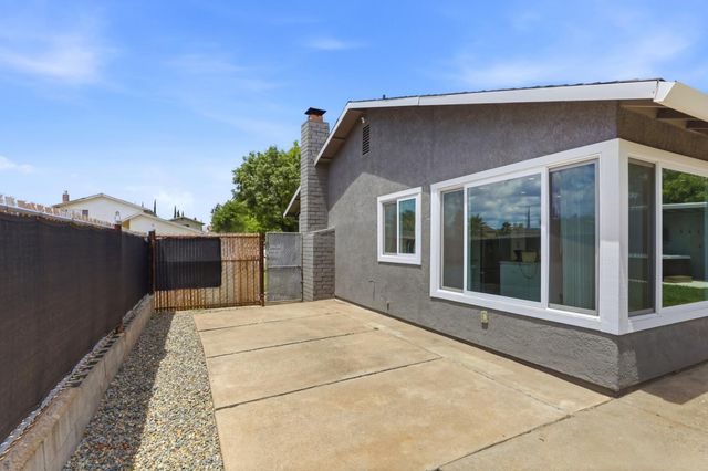 7310 Sunwood Way, Citrus Heights, CA 95621