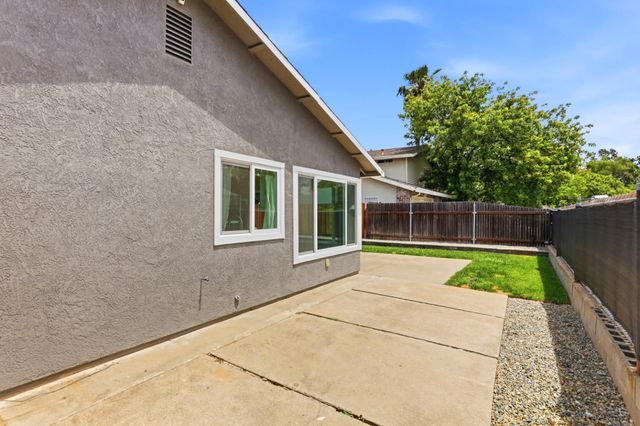 7310 Sunwood Way, Citrus Heights, CA 95621