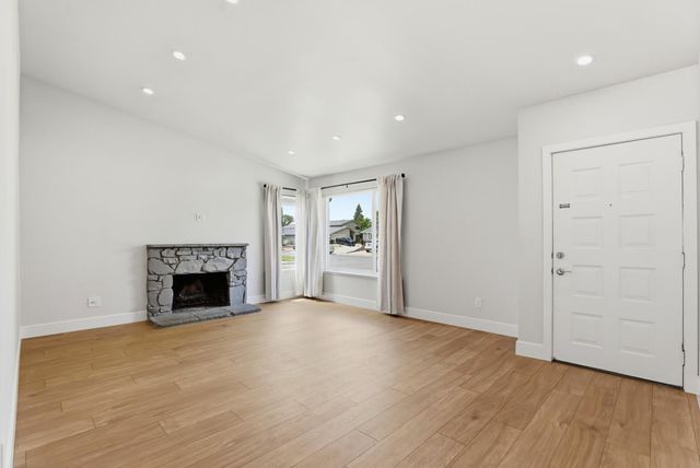 7310 Sunwood Way, Citrus Heights, CA 95621