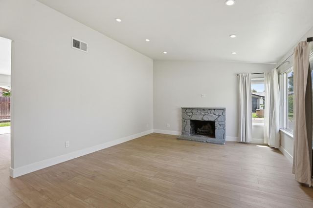 7310 Sunwood Way, Citrus Heights, CA 95621