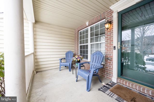 172 PENNS MANOR DR, Kennett Square, PA 19348