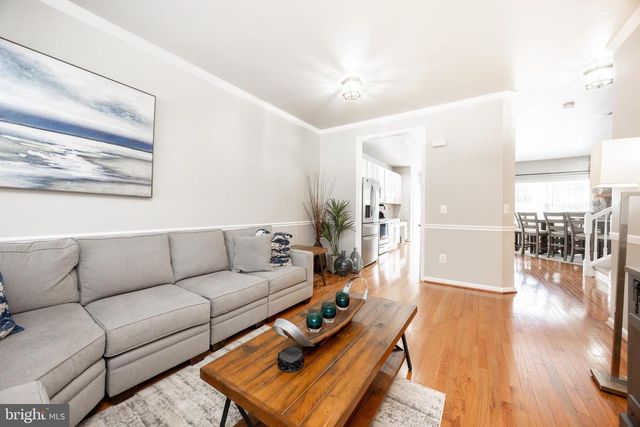 172 PENNS MANOR DR, Kennett Square, PA 19348
