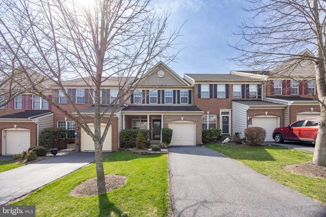 172 PENNS MANOR DR, Kennett Square, PA 19348