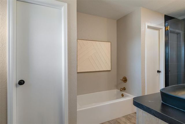 17013 Applebrook Drive, Edmond, OK 73012