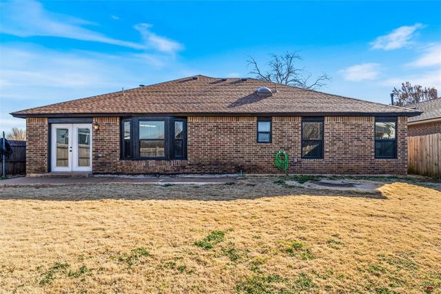 17013 Applebrook Drive, Edmond, OK 73012