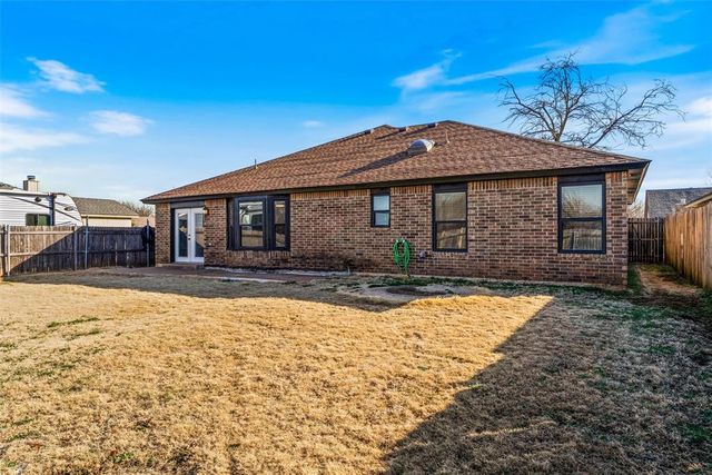 17013 Applebrook Drive, Edmond, OK 73012