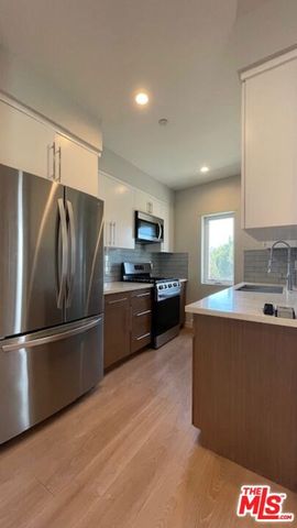 4937 W 20th Street, Los Angeles, CA 90016