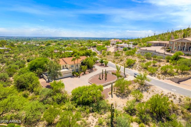 4220 N FERNHILL Circle, Tucson, AZ 85750