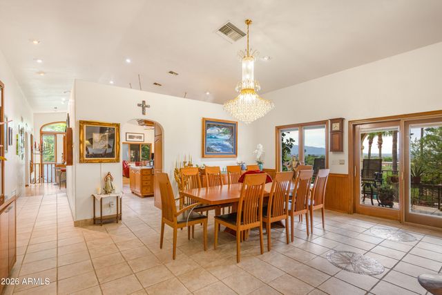 4220 N FERNHILL Circle, Tucson, AZ 85750