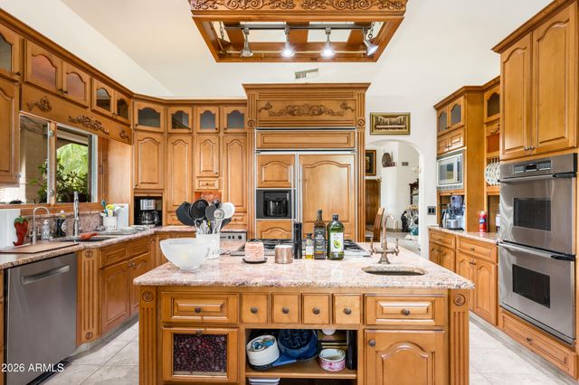 4220 N FERNHILL Circle, Tucson, AZ 85750