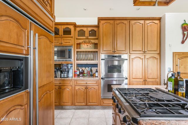 4220 N FERNHILL Circle, Tucson, AZ 85750