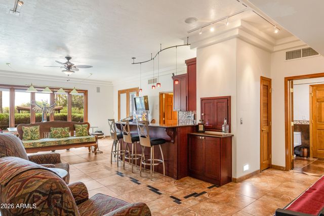 4220 N FERNHILL Circle, Tucson, AZ 85750