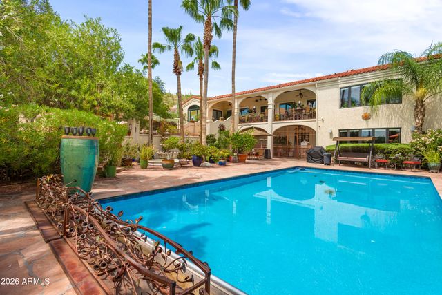 4220 N FERNHILL Circle, Tucson, AZ 85750