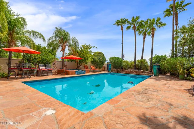 4220 N FERNHILL Circle, Tucson, AZ 85750