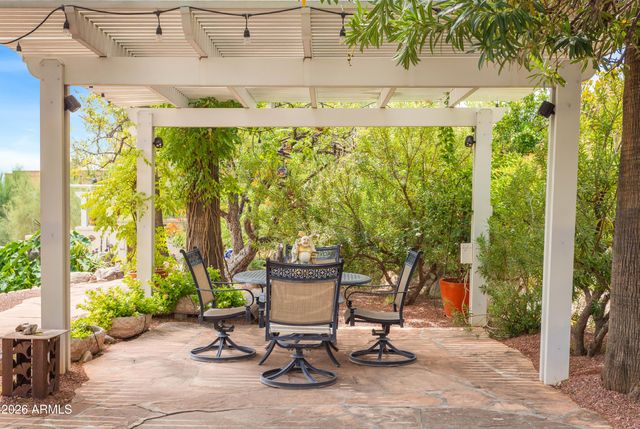4220 N FERNHILL Circle, Tucson, AZ 85750