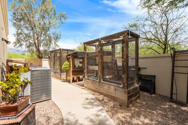 4220 N FERNHILL Circle, Tucson, AZ 85750