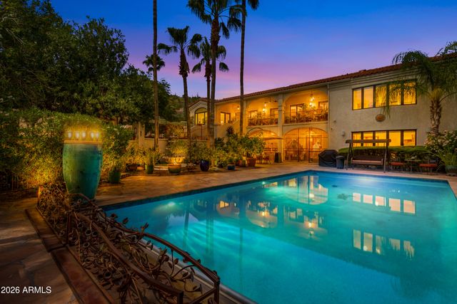 4220 N FERNHILL Circle, Tucson, AZ 85750