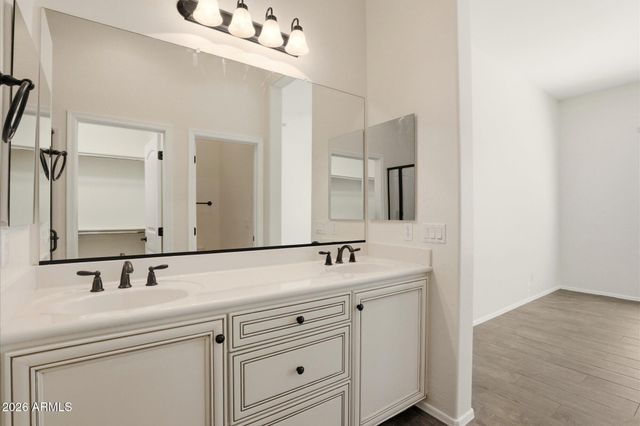 1813 N Red Cliff --, Mesa, AZ 85207