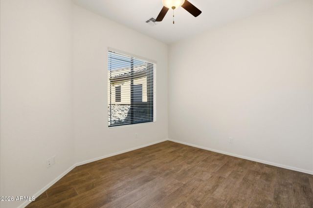 1813 N Red Cliff --, Mesa, AZ 85207