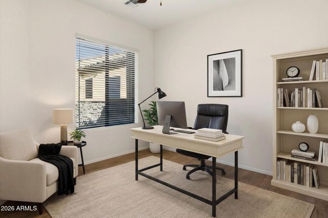 1813 N Red Cliff --, Mesa, AZ 85207