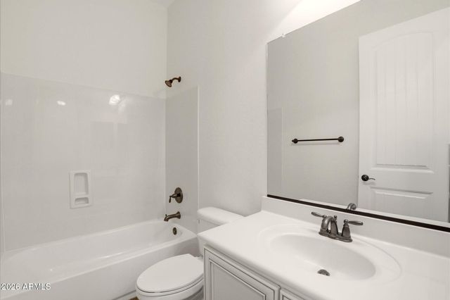 1813 N Red Cliff --, Mesa, AZ 85207