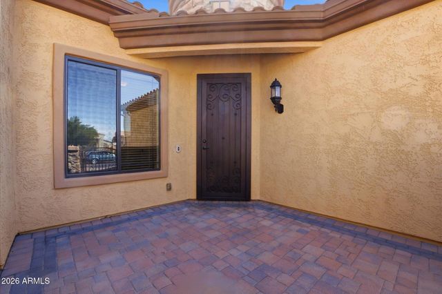 1813 N Red Cliff --, Mesa, AZ 85207