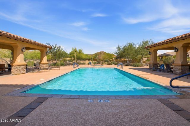 1813 N Red Cliff --, Mesa, AZ 85207