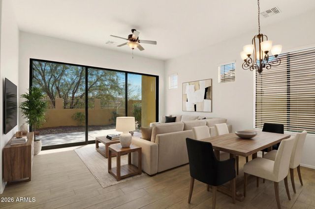 1813 N Red Cliff --, Mesa, AZ 85207