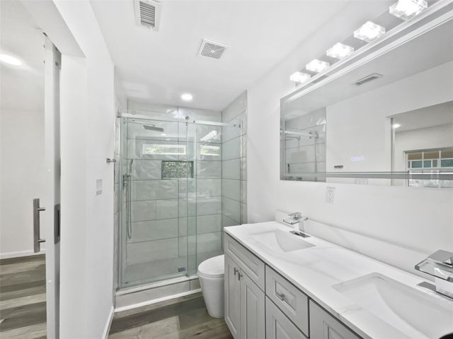 3018 Refugio Avenue, Fort Worth, TX 76106