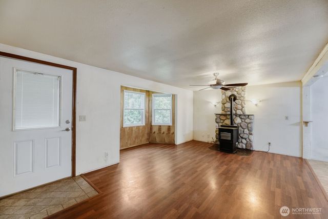 5703 318th Avenue NE, Carnation, WA 98014