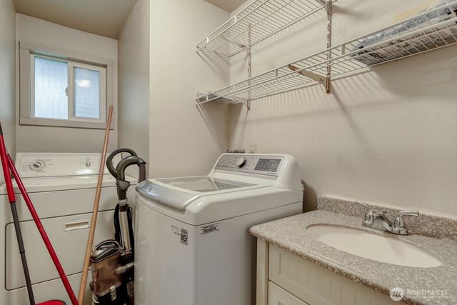 5703 318th Avenue NE, Carnation, WA 98014