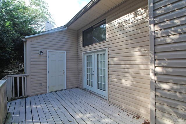 923 Brookside Pl, Pensacola, FL 32503