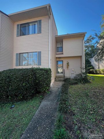 923 Brookside Pl, Pensacola, FL 32503