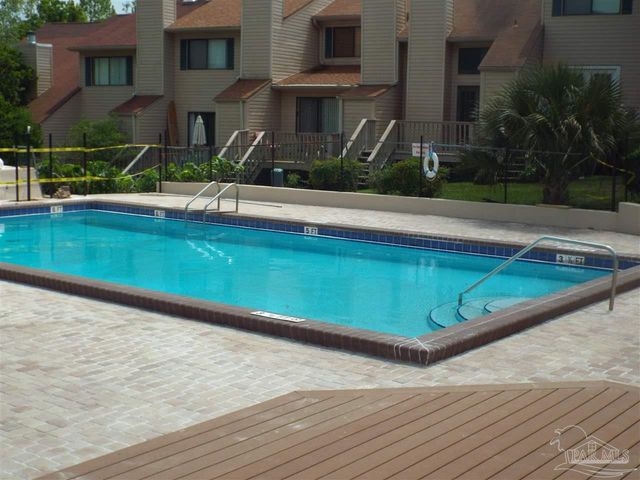 923 Brookside Pl, Pensacola, FL 32503