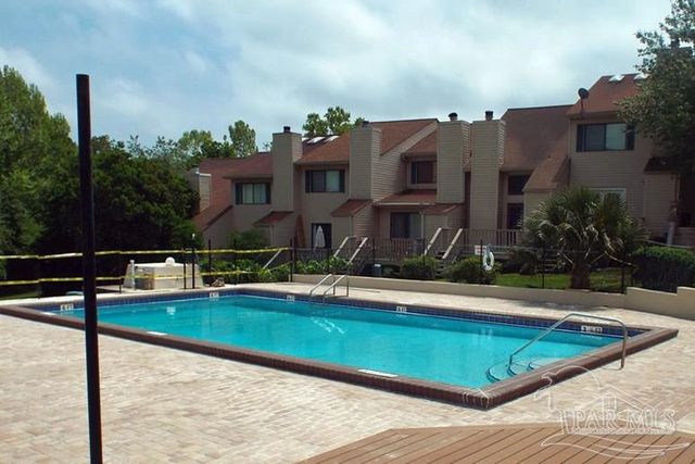 923 Brookside Pl, Pensacola, FL 32503