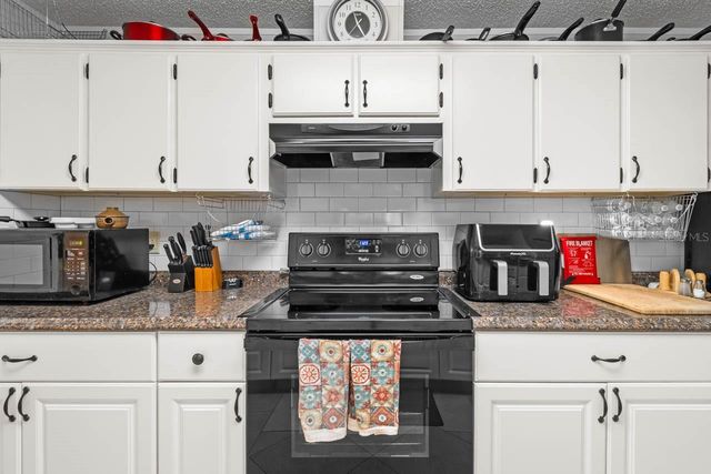 11622 GROVEWOOD AVENUE, Thonotosassa, FL 33592