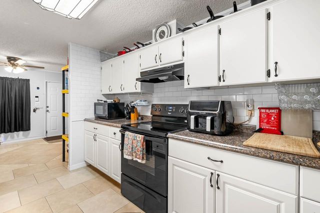 11622 GROVEWOOD AVENUE, Thonotosassa, FL 33592