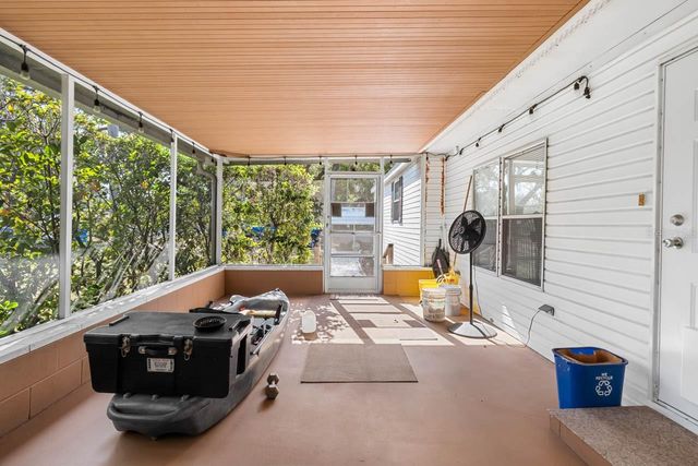 11622 GROVEWOOD AVENUE, Thonotosassa, FL 33592