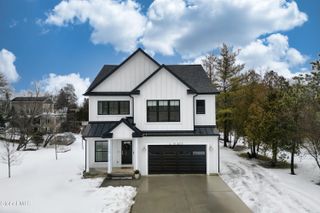 6 Platt Street, Cohoes, NY 12047