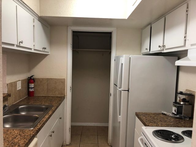 716 Memorial Mews Street C, Houston, TX 77079