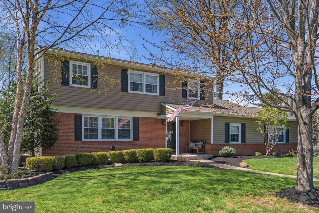 205 MARLBORO RD, Morrisville, PA 19067