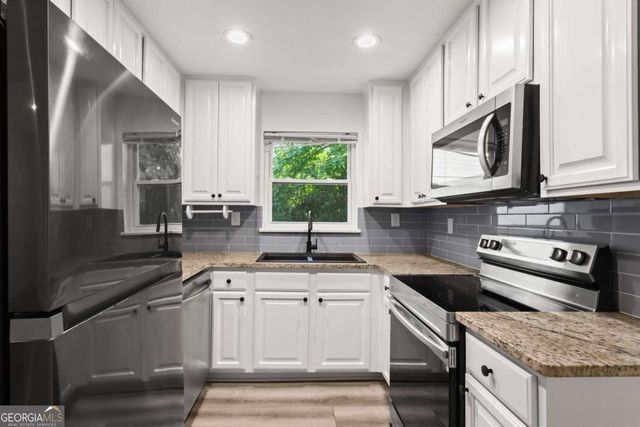 545 Oakview Road, Decatur, GA 30030