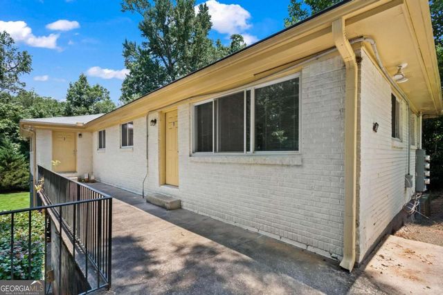 545 Oakview Road, Decatur, GA 30030