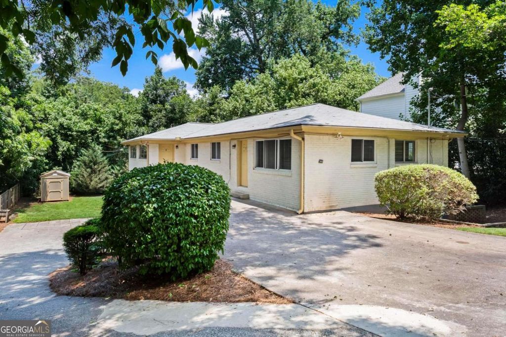 545 Oakview Road, Decatur, GA 30030