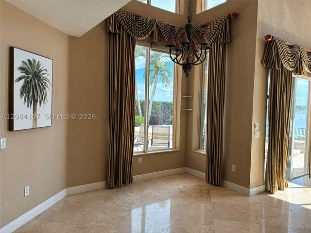 4607 SW 195th Ter, Miramar, FL 33029