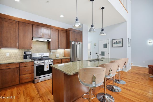 3 Bryn Mawr Court, Albany, NY 12211