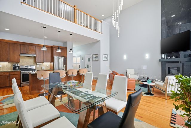 3 Bryn Mawr Court, Albany, NY 12211