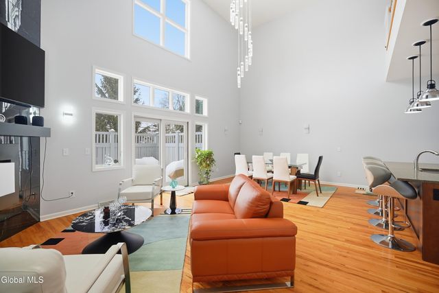 3 Bryn Mawr Court, Albany, NY 12211