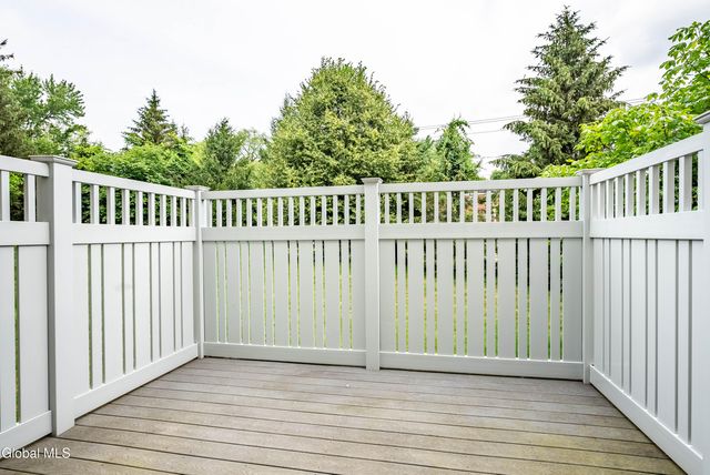 3 Bryn Mawr Court, Albany, NY 12211