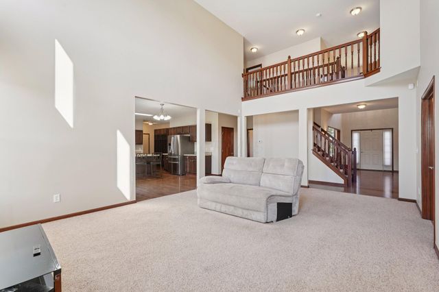 101 Stirling Way, Etna, OH 43062